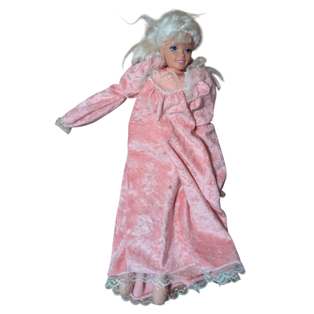 Vintage 1995 Mattel Bedtime Barbie Plush Doll Pink Velvet Lace Nightgown